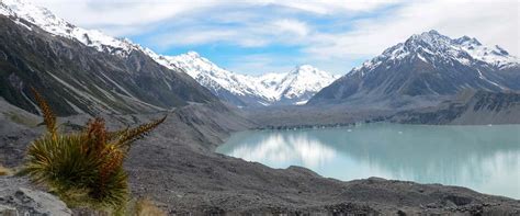 Walk the Tasman Glacier Track - Aoraki Alpine Lodge