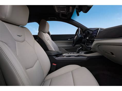 2023 Cadillac CT4: 127 Interior Photos | U.S. News