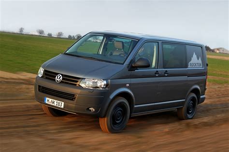 Volkswagen Transporter Combi 2.0 TDI Rockton short 4MOTION slideshow :: autoviva.com