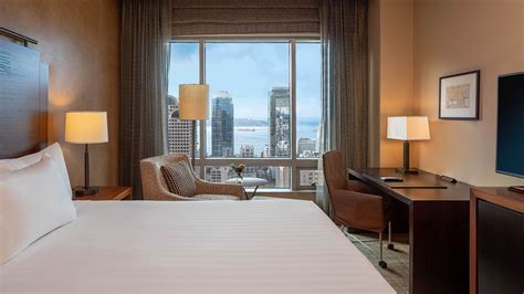 Downtown Seattle Hotel with Valet Parking | Grand Hyatt Seattle