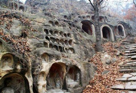 Western Thousand-Buddha Cave in Gansu Province - China Expedition Tours ...