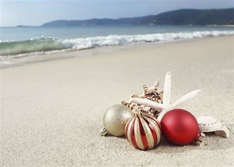 Pin by Robin Moffett on Fb Cover photos | Beach christmas card, Beach christmas, Beachy christmas