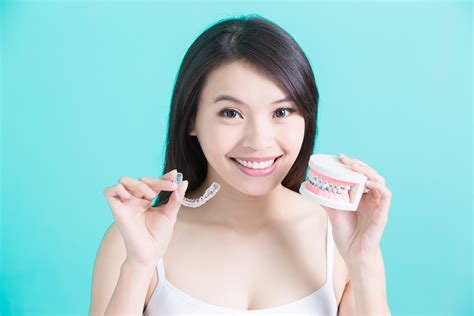 Why Get Invisalign? 6 Pros to Invisalign Teeth Alignment | Meridian Dental