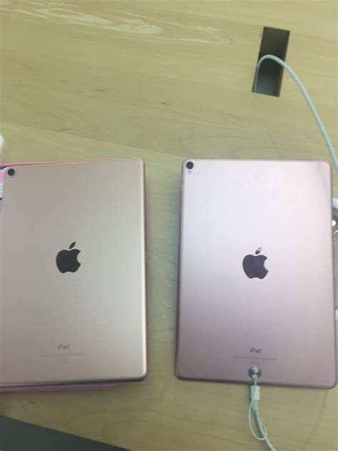 My refurbished iPad Pro in Rose Gold looks off-color | MacRumors Forums