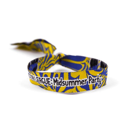 Custom Fabric wristbands | Cloth Wristbands for Events - Cintapunto Europe