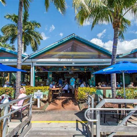 Restaurants in Fort Myers Beach, Captiva & Sanibel Island | Must Do Visitor Guides