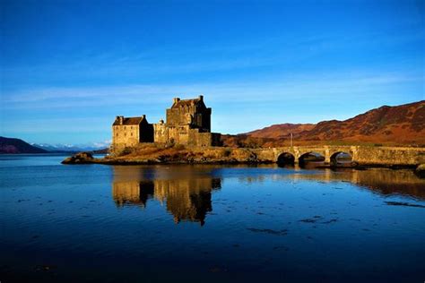 Beautiful castle in the Scottish Highlands - Review of Eilean Donan ...