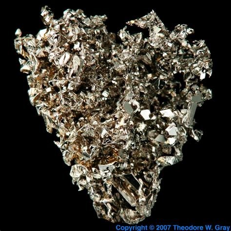 Crystals of Platinum metal | Minerals and gemstones, Rocks and crystals, Gems and minerals