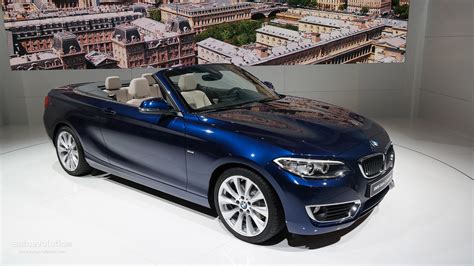 World Debut: BMW Takes the Veils Off the 2 Series Convertible at Paris [Live Photos] - autoevolution