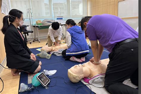 Cardiopulmonary resuscitation (CPR) training | Mahidol University ...