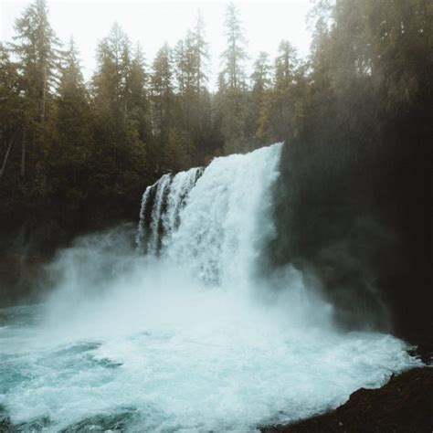 Top 10 Pacific Northwest Waterfalls - Art of Visuals