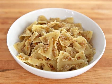 Kasha Varnishkes - Kasha and Bows - Traditional Recipe | Traditional ...