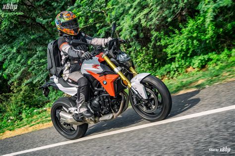 BMW F900R Review: Heady cocktail of complexity and ease