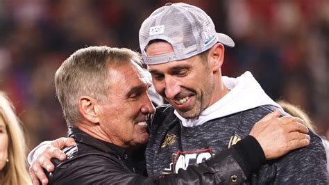 Mike, Kyle Shanahan First Father-Son Duo To Coach NFL Teams In Super ...