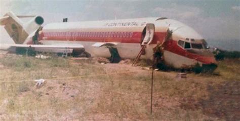 Crash of a Boeing 727-224 in Denver | Bureau of Aircraft Accidents Archives