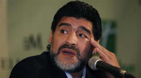 Diego Maradona meets the referee who allowed ‘Hand of God’ goal ...