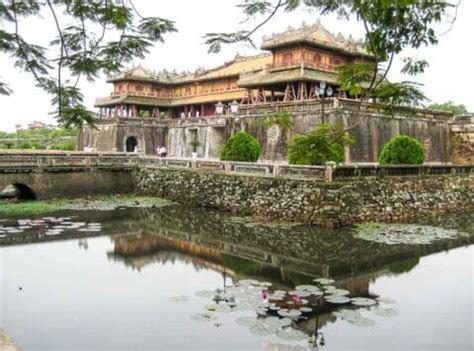 Famous Landmarks in Vietnam you need to visit