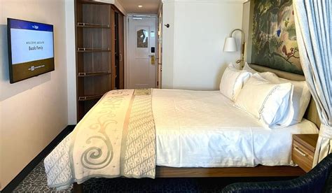 Disney Wish Deluxe Family Oceanview Stateroom With Verandah feature ...