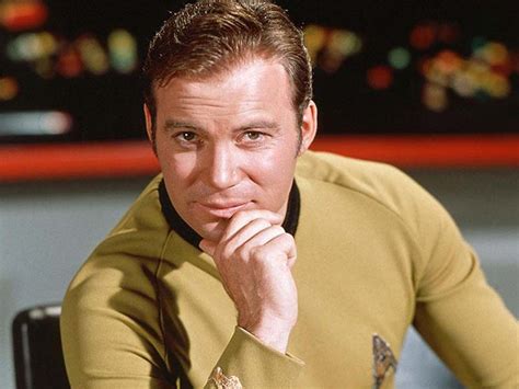 William Shatner Toupee - Does This Star Trek Celeb Wear Hairpiece?