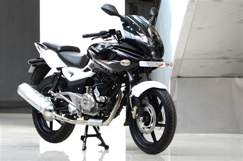 New Bajaj Pulsar 220 photo gallery - Autocar India