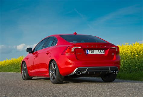 Volvo S60 1.6 Turbo T3 - Όταν το ζητούμενο της εποχής είναι το downsizing και υπάρχει στη ...