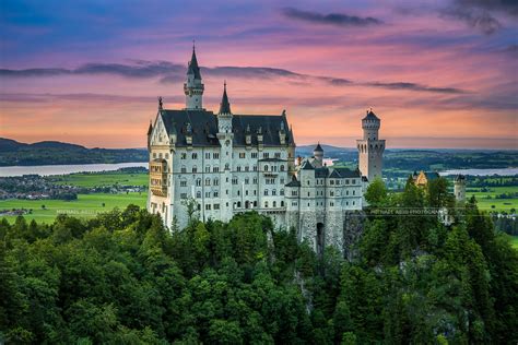 Sunset at the Neuschwanstein Castle | Sunset at the Neuschwa… | Flickr