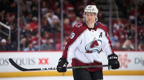 Nathan MacKinnon played Game 7 with bad shoulder sprain | Sporting News