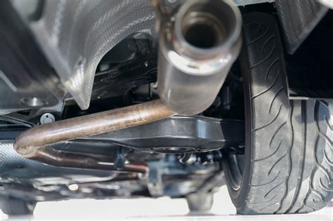 Is There a Strong Exhaust Smell Outside Your Car? Here’s Why - In The Garage with CarParts.com