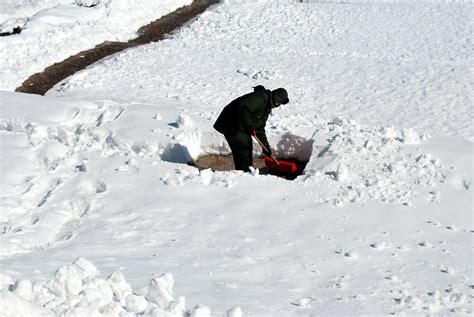 Professional Physical Therapy - Snow Shoveling Tips