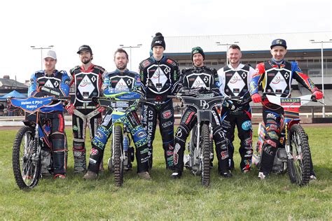 Press & Practice - Newcastle Diamonds Speedway