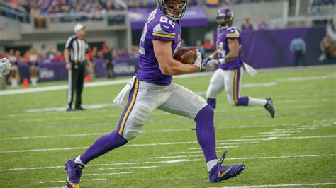 Kyle Rudolph Sets Pair of Vikings Records for Tight Ends