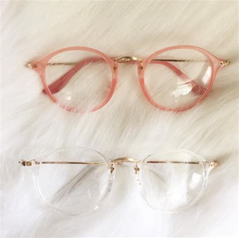 round glasses on Tumblr