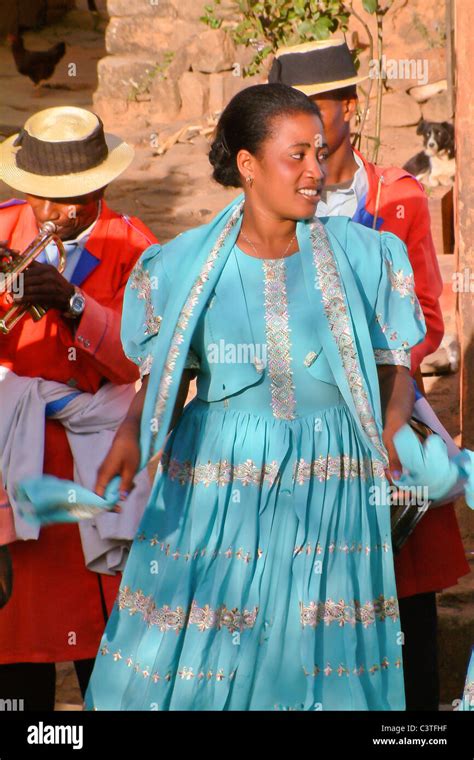 Traditional costume from madagascar hi-res stock photography and images - Alamy