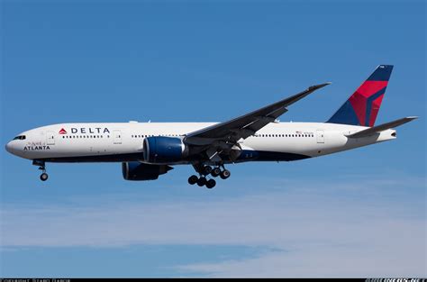 Boeing 777-232/LR - Delta Air Lines | Aviation Photo #4198853 ...