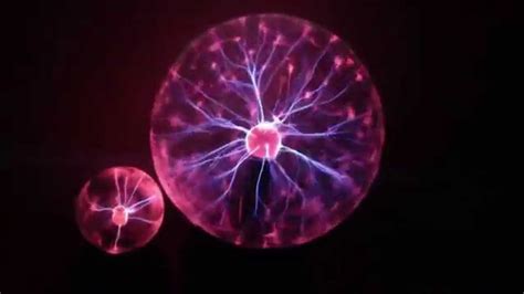 Easy Science Experiments you can do with a Plasma Ball - YouTube