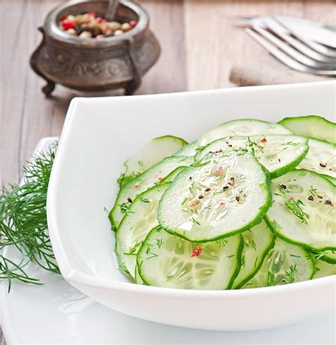 Salada de pepino fresco | Foto Grátis