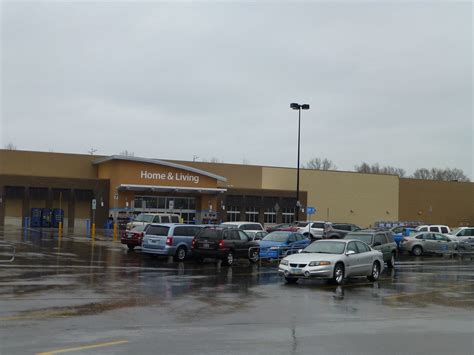 Walmart in Lorain, Ohio | Lighthouse Village Shopping Center… | Flickr