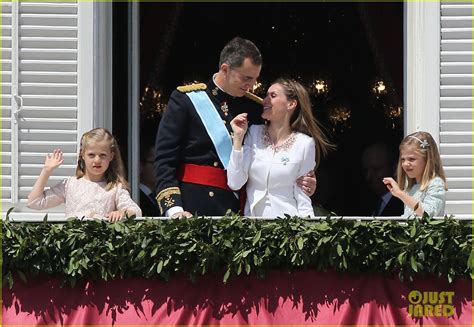 King Felipe VI & Queen Letizia of Spain's Coronation Photos!: Photo ...