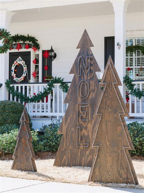 50 Best Outdoor Christmas Decorations for 2017