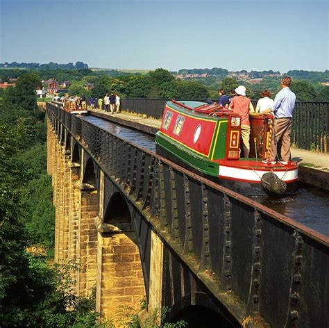 Pontcysyllte Aqueduct in Wales, carries the Llangollen Canal across the River Dee : r/pics