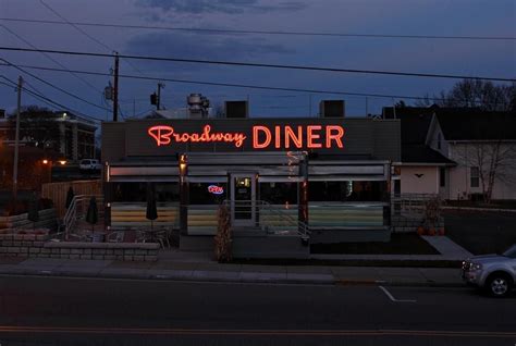 The Timely Return of the Drive-In Restaurant | Smithsonian