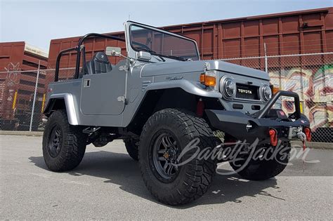 1978 TOYOTA LAND CRUISER FJ40 CUSTOM SUV - Front 3/4 - 248262