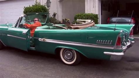 1958 Chrysler New Yorker Convertible, putting the top down - YouTube