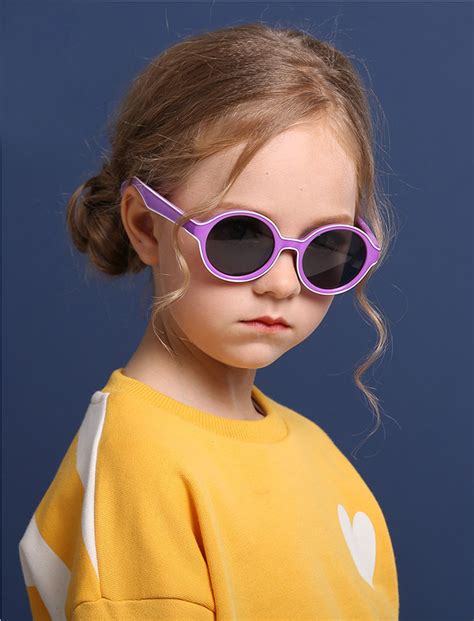 Kids Round Sunglasses - Dudeiwantit | Round sunglasses, Heart sunglass, Sunglasses