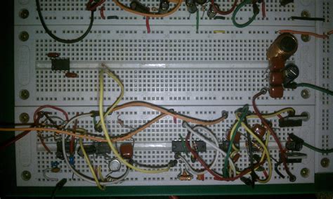 Simple Class D Amplifier From Common ICs : 4 Steps - Instructables