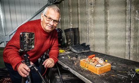 Welsh Tidy Mouse Secretly Cleans Man's Shed For Two Months