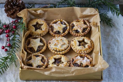 Easy & Traditional Mince Pies! - Abraxas Cookshop