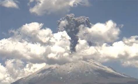 Watch the Powerful Shockwave from this Explosion at Mexico’s ...