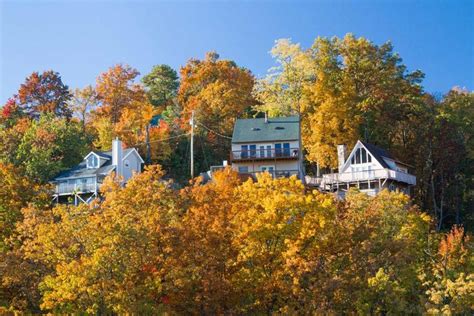 Gatlinburg Fall Foliage Report | The Smoky Mountains Are Calling | Gatlinburg fall, Fall foliage ...