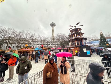 Tips to enjoy the new Seattle Christmas Market with kids | Seattle's Child